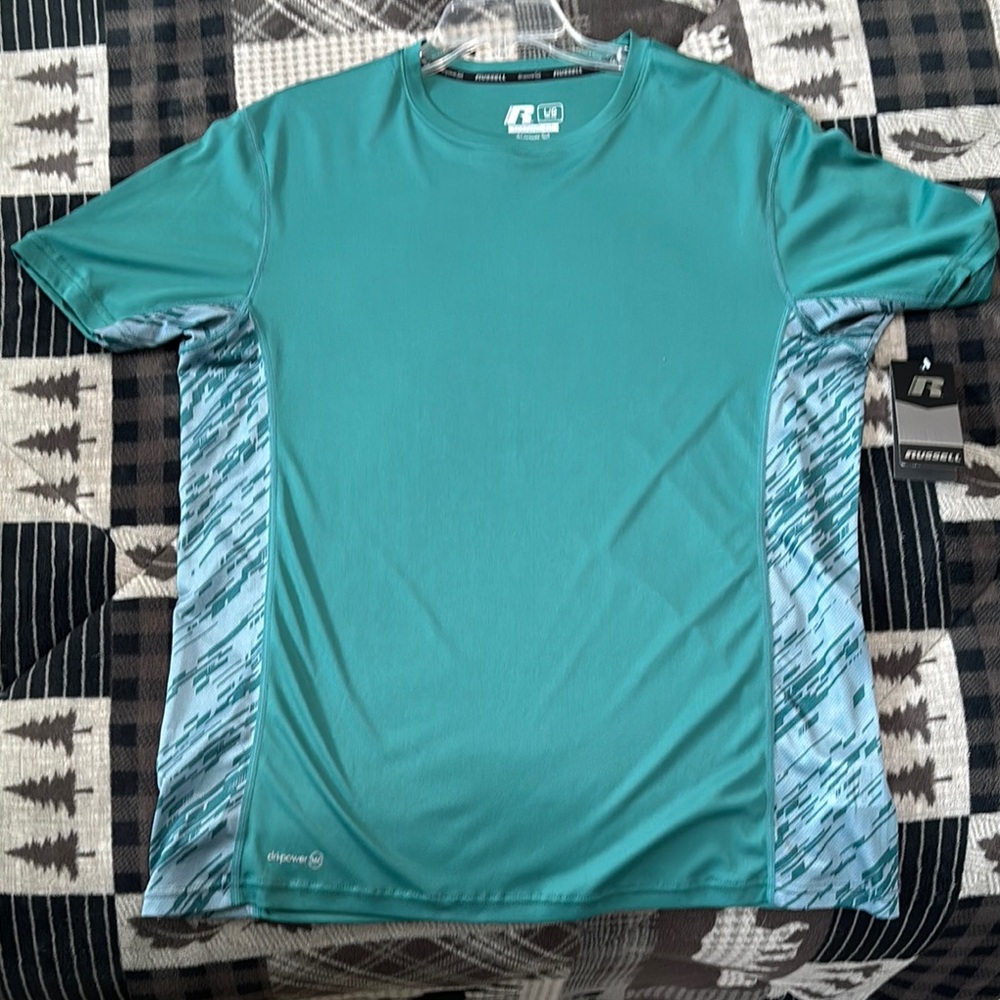 NWT Russell Athletic Dri-power 360 Shirt new with tags.